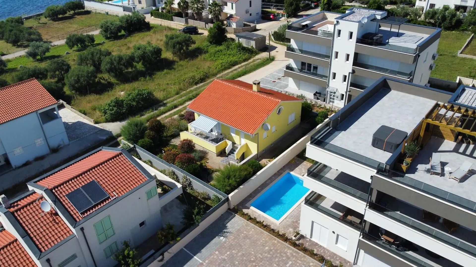 Apartment Relex With Pool & Jacuzzi